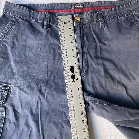 St. John's Bay Men’s Cargo Khaki Shorts w Side Pockets size 40, Blue - Picture 5 of 12